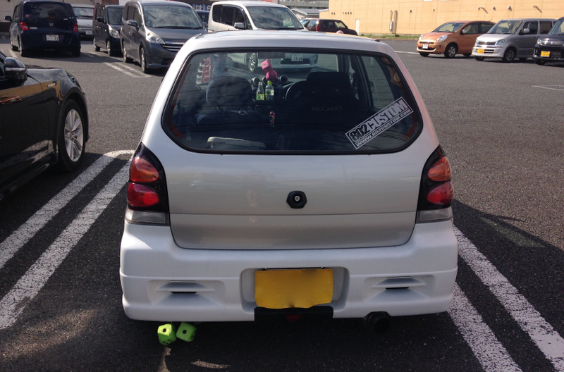 Illustration for article titled Can This Stanced Suzuki Kei Car Get Any Crazier?